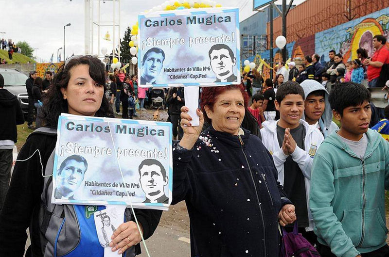 Marcha por el asesinato del Padre Mugica