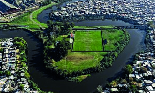 foto meandro de brian